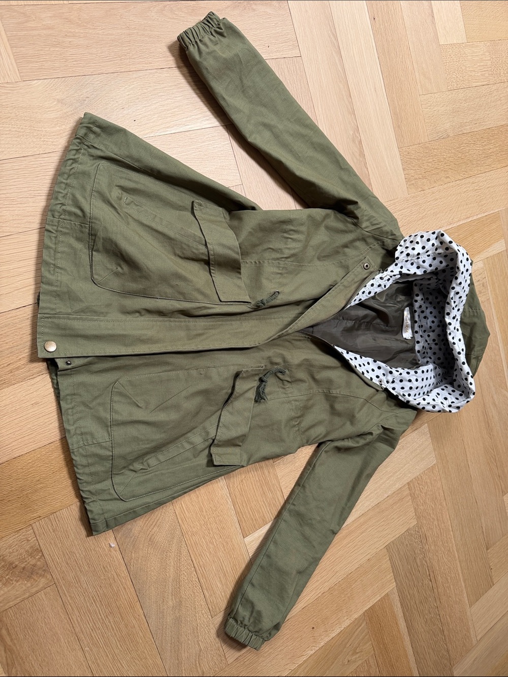 Olive Green Hooded Anorak Jacket with Polka Dot Lining size M